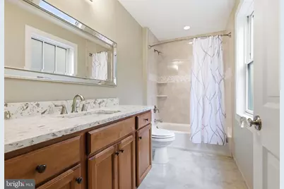 117 N State St, Newtown, PA 18940 - Photo 24