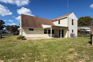 103 Holly Dr, Levittown, PA 19055 - Photo 26