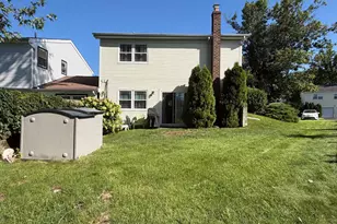131 Chesapeake Dr, Newtown, PA 18940 - Photo 22
