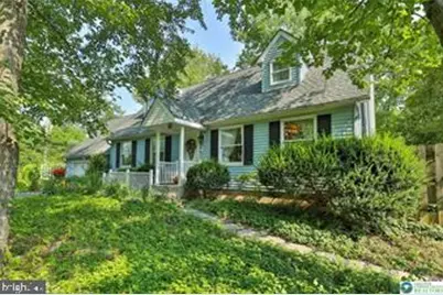 2052 Hill Road, Sellersville, PA 18960 - Photo 2
