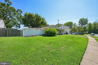 431 Magnolia Drive, Levittown, PA 19054 - Photo 30