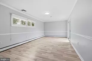 407 Holly Dr, Levittown, PA 19055 - Photo 24