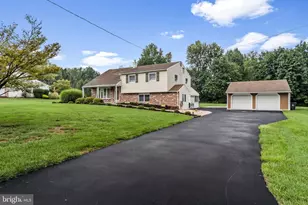 55 Brook Dr, Southampton, PA 18966 - Photo 10