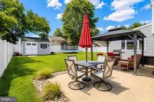 519 S Queen Anne Dr, Fairless Hills, PA 19030 - Photo 42