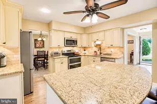519 S Queen Anne Dr, Fairless Hills, PA 19030 - Photo 20