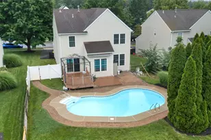 227 Forest Park Dr, Chalfont, PA 18914 - Photo 2