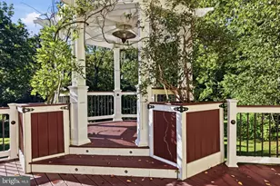 24 Sunnybrook Dr, Doylestown, PA 18901 - Photo 82