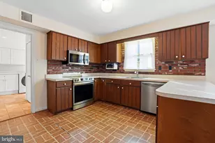 24 Sunnybrook Dr, Doylestown, PA 18901 - Photo 12