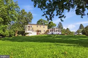 24 Sunnybrook Dr, Doylestown, PA 18901 - Photo 80