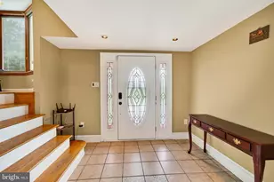 729 St Davids Ave, Warminster, PA 18974 - Photo 2