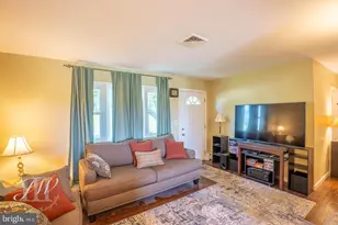 320 Hulme Ave, Langhorne, PA 19047 - Photo 4