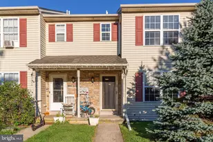 131 Sunnyside Ln, Perkasie, PA 18944 - Photo 1
