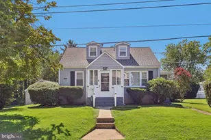 21 Ida Ave, Morrisville, PA 19067 - Photo 4
