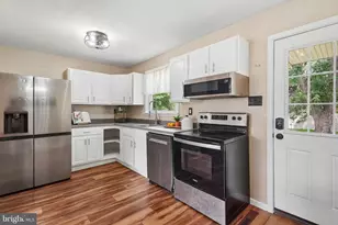 123 Hampshire Dr, Chalfont, PA 18914 - Photo 10