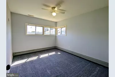 30 Forest Lane, Levittown, PA 19055 - Photo 14