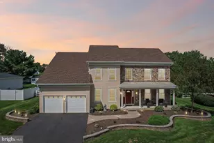 1096 Lily Pond Ln, Yardley, PA 19067 - Photo 2