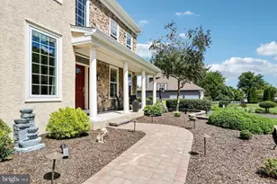 1096 Lily Pond Ln, Yardley, PA 19067 - Photo 4
