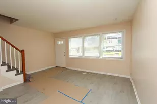 5623 Mitchell Rd, Levittown, PA 19057 - Photo 10