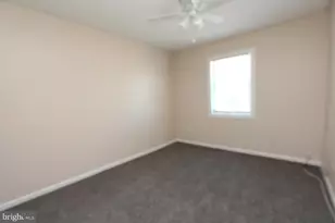5623 Mitchell Rd, Levittown, PA 19057 - Photo 18
