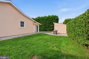 466 Hazel Ave, Feasterville-Trevose, PA 19053 - Photo 28