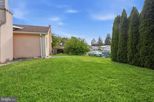 466 Hazel Ave, Feasterville-Trevose, PA 19053 - Photo 34