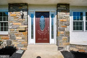 2201 Shetland Dr, Warrington, PA 18976 - Photo 2
