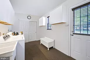 2201 Shetland Dr, Warrington, PA 18976 - Photo 18
