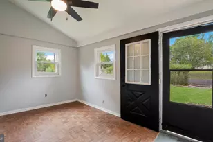 2346 Evergreen Ave, Warrington, PA 18976 - Photo 2