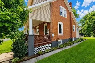 404 W Callowhill St, Perkasie, PA 18944 - Photo 2