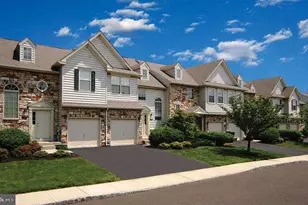 4079 Redbud Cir, Doylestown, PA 18902 - Photo 2