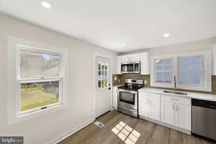 2916 Penn Valley Ave, Bristol, PA 19007 - Photo 4