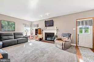 1500 Laurel Cir, Warrington, PA 18976 - Photo 8