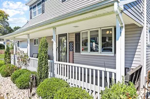 10 Apricot Ln, Levittown, PA 19055 - Photo 4