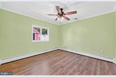 45 Schoolhouse Lane, Levittown, PA 19055 - Photo 14