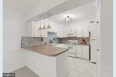 81 Oakridge Drive, Langhorne, PA 19047 - Photo 4