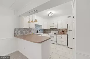 81 Oakridge Dr, Langhorne, PA 19047 - Photo 4