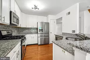 350 Glennbrook Way, Chalfont, PA 18914 - Photo 6