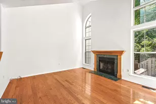 350 Glennbrook Way, Chalfont, PA 18914 - Photo 2