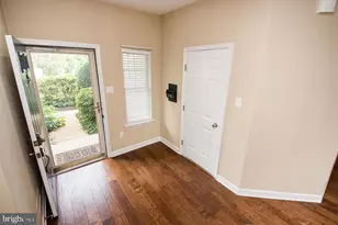 225 Deerfield Ct, New Hope, PA 18938 - Photo 4