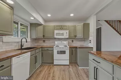 18 Tinder Road, Levittown, PA 19056 - Photo 10