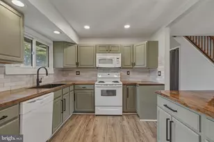 18 Tinder Rd, Levittown, PA 19056 - Photo 10