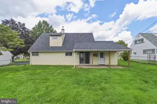 18 Tinder Rd, Levittown, PA 19056 - Photo 30