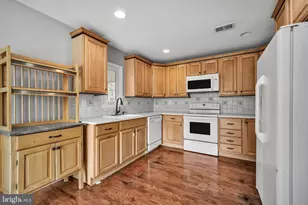 20 Gatehouse Ln, Doylestown, PA 18901 - Photo 8
