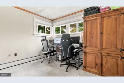105 Queen Lily Road, Levittown, PA 19057 - Photo 18