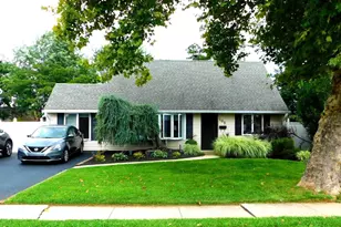 105 Queen Lily Rd, Levittown, PA 19057 - Photo 1