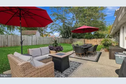 105 Queen Lily Road, Levittown, PA 19057 - Photo 28