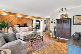 105 Queen Lily Rd, Levittown, PA 19057 - Photo 10