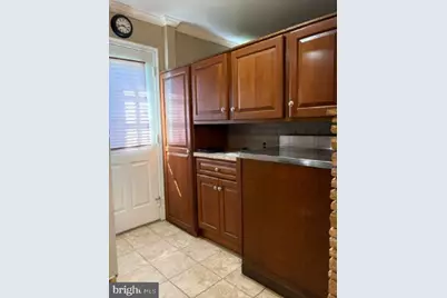 20 Schoolhouse Lane, Levittown, PA 19055 - Photo 4