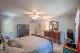 985 Garey Dr, Yardley, PA 19067 - Photo 42
