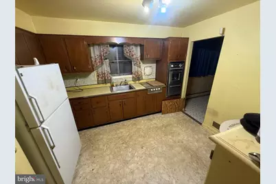2072 Hansell Drive, Bensalem, PA 19020 - Photo 4